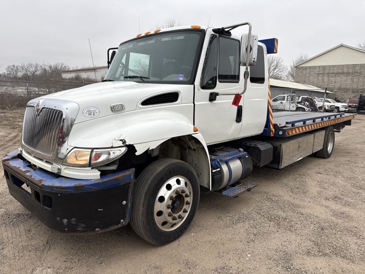 2017-international-4300-sba-image-1