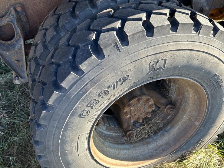 1986-international-f2375-image-7