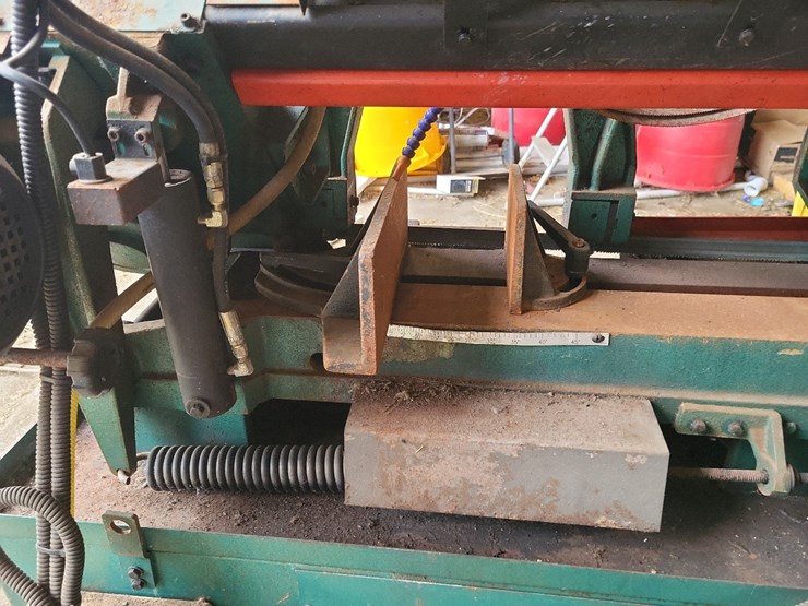 grizzley-69744--band-saw-on-wheels-w/coolant-image-16