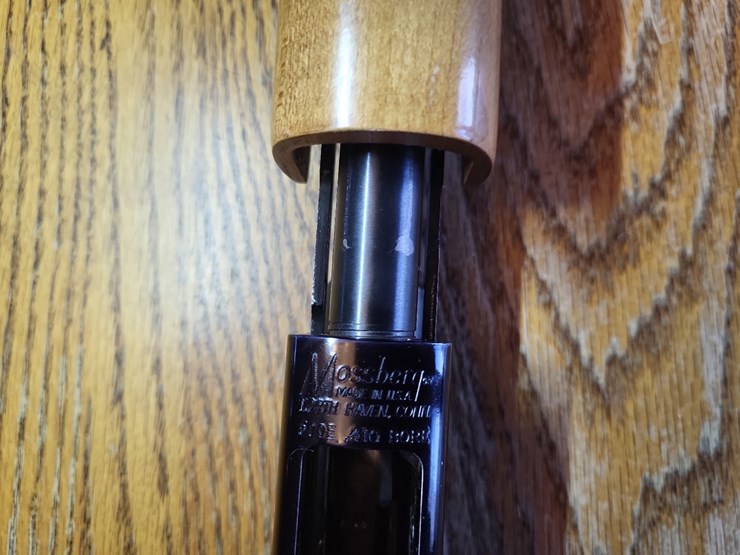 mossburg-500e--410-pump-shot-gun-image-12