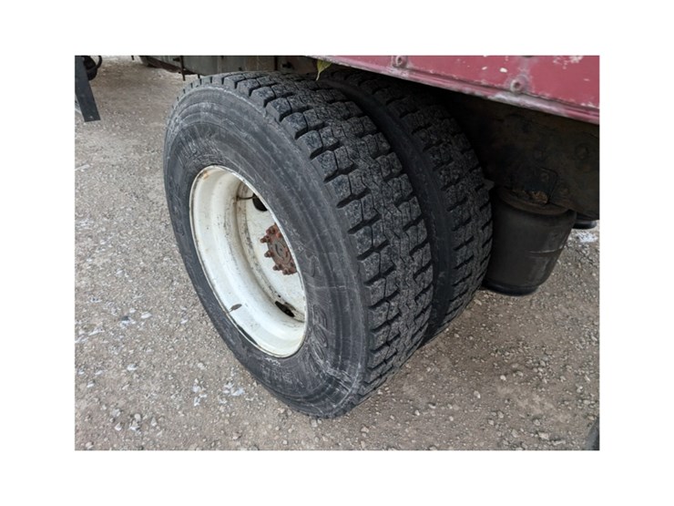 2014-international-durastar-4300-image-7