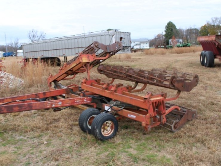 unverferth-mod-615-sn-930010-s-tine-cultivator-triple-baskets-rer-vac-unver-image-7