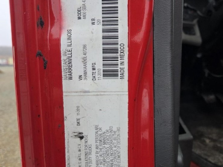 2011-international-durastar-4400-image-92