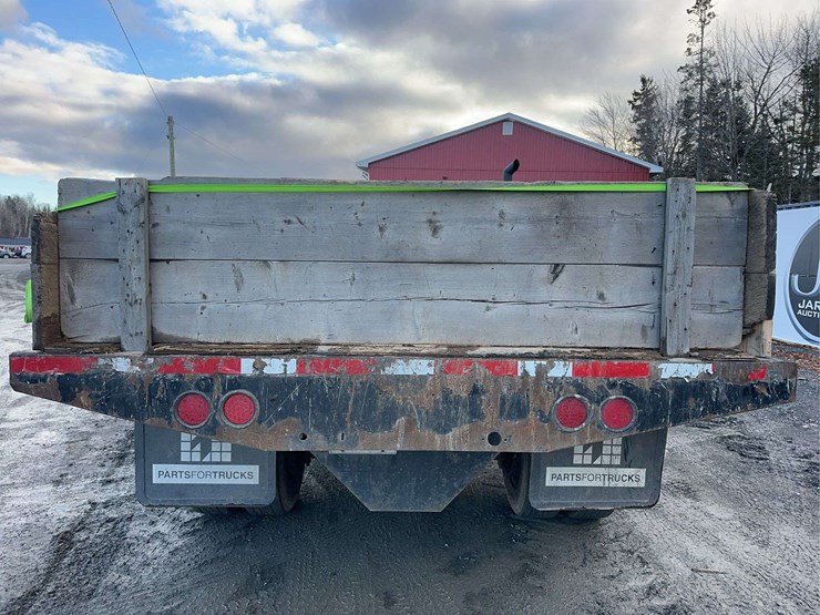 1991-international-4700-image-6