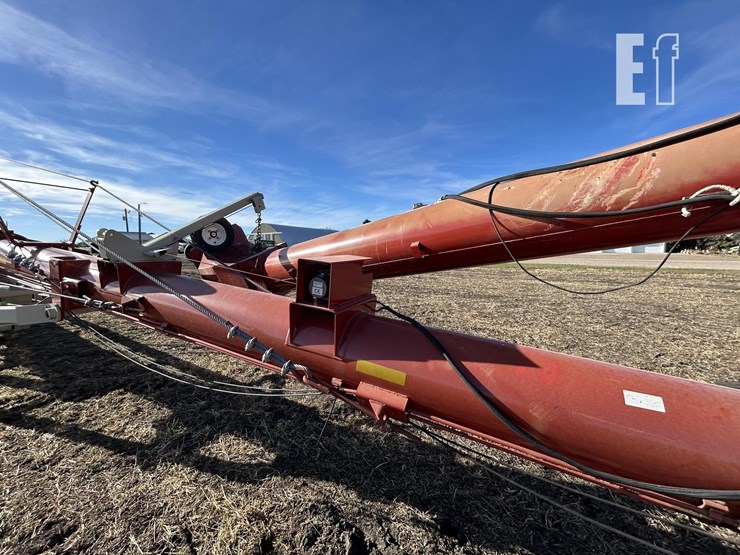 buhler-farm-king-16104-image-25