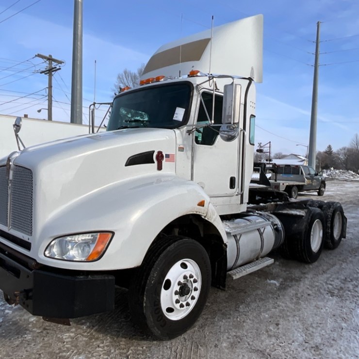 2014 KENWORTH T440