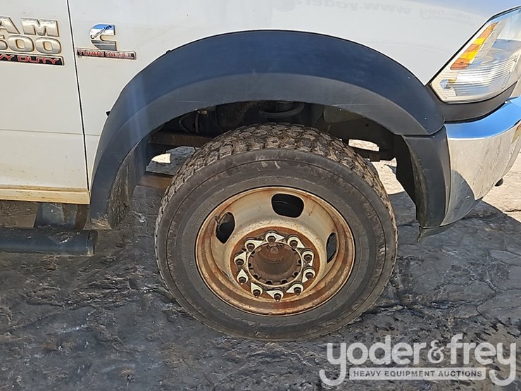 dodge-ram-5500-image-10