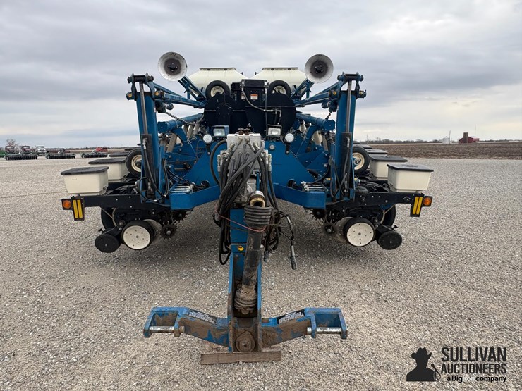 kinze-3800-image-2