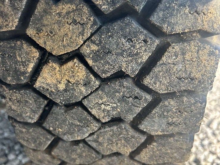 2006-workhorse-w42-image-11