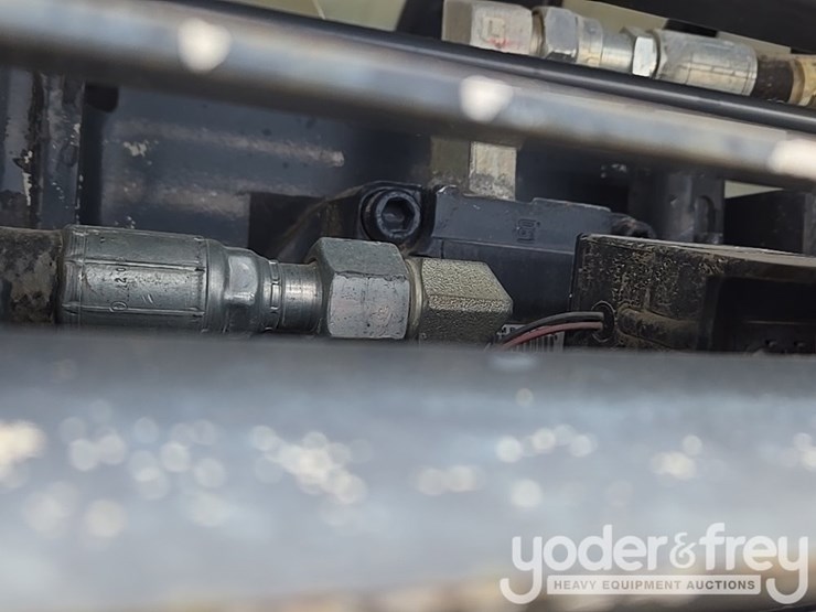 2018-komatsu-d61pxi-24-image-68