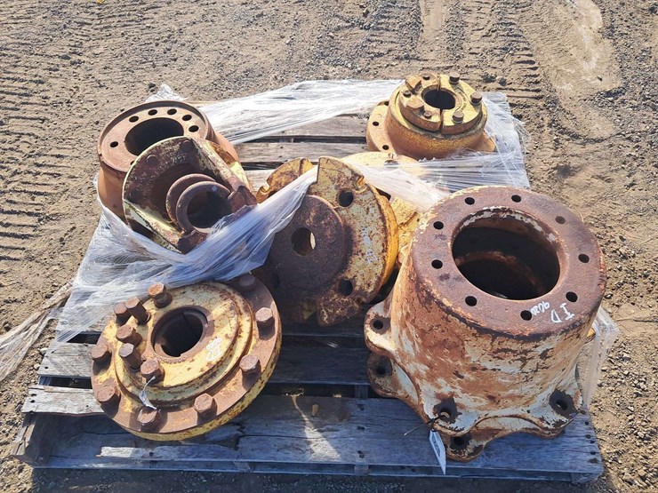 john-deere-&-other-miscellaneous-hubs-image-1