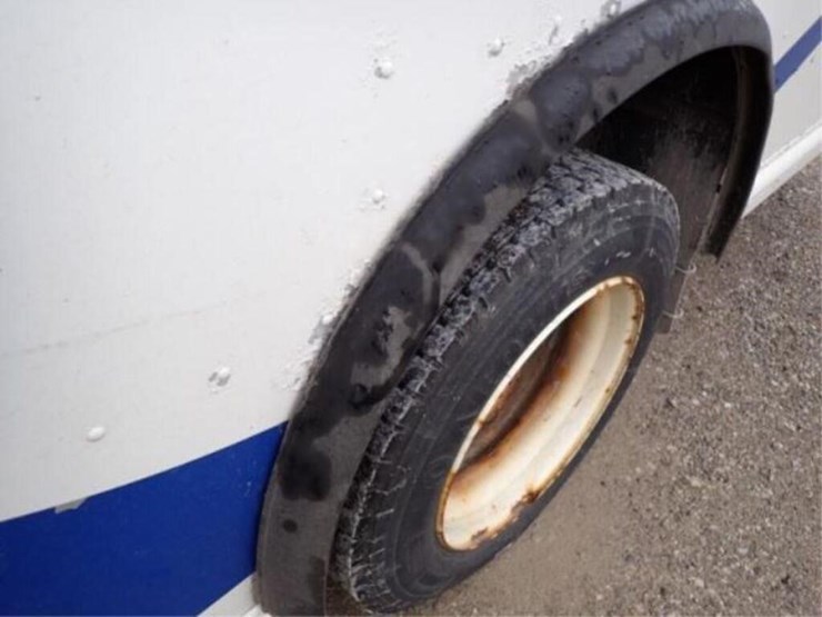 2015-freightliner-mt55-image-63