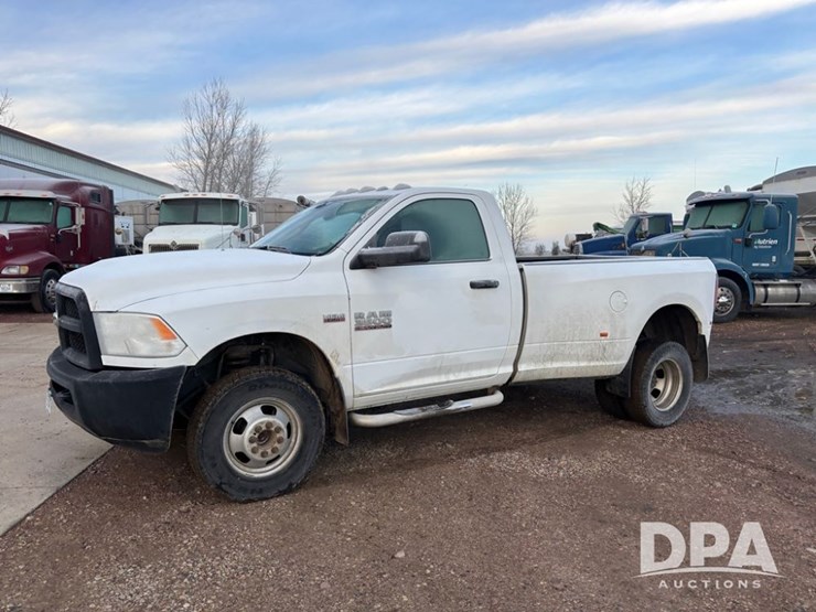 dodge-ram-3500-image-2