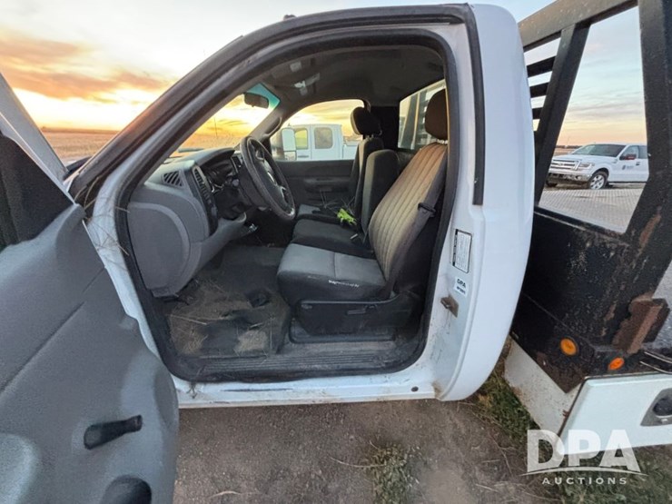 2009-chevrolet-3500hd-image-57