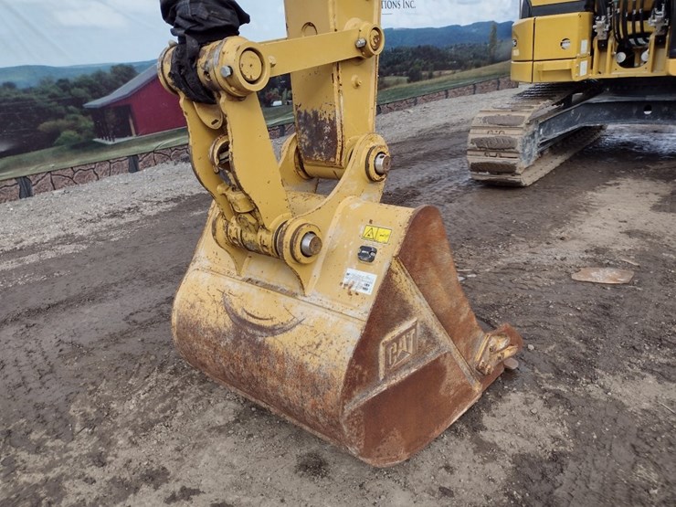 caterpillar-315-gc-image-16