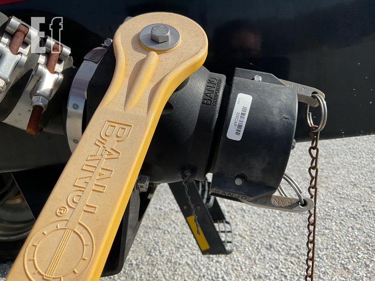 case-ih-patriot-3330-image-6