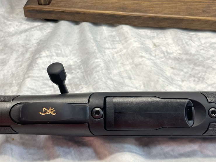 #2373-•-browning-x-bolt-comp-hunter-.243-win-bolt-action-rifle,-sn:-24668yw354-image-16