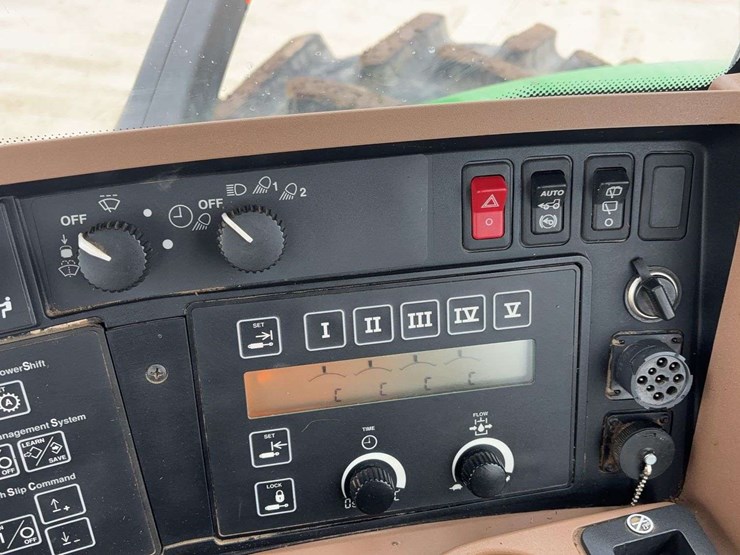 2003-john-deere-8120-image-45