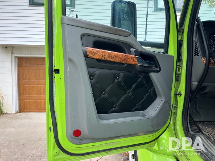 kenworth-t680-image-41