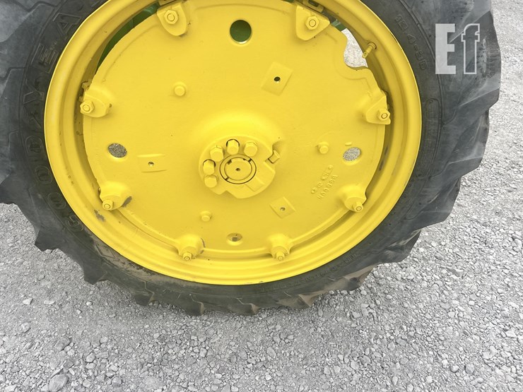 john-deere-530-image-6