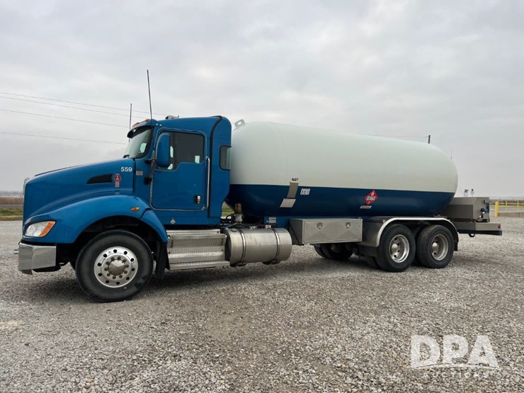 kenworth-t440-image-18