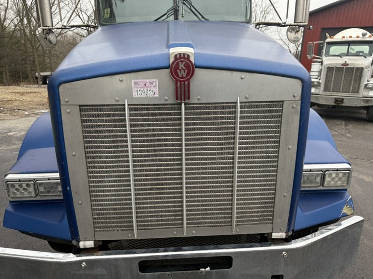 2003-kenworth-t800-image-10