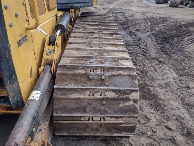 caterpillar-d5k2-lgp-image-30