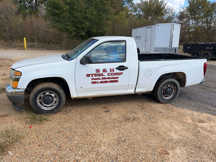 2007-gmc-canyon-image-1