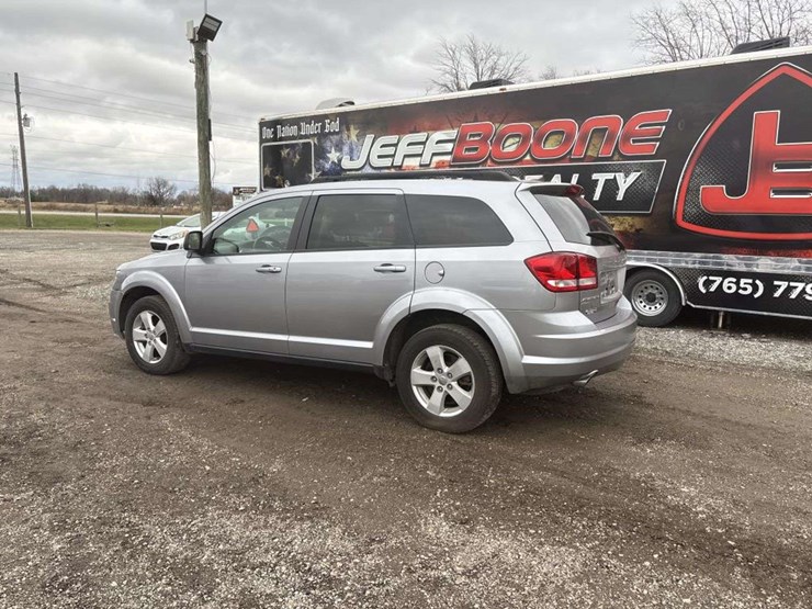 2016-dodge-journey-image-3