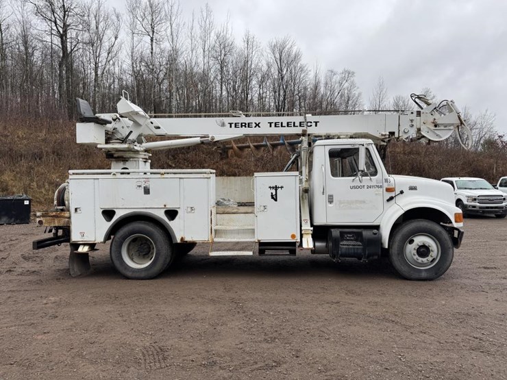 2001-international-4900-image-6