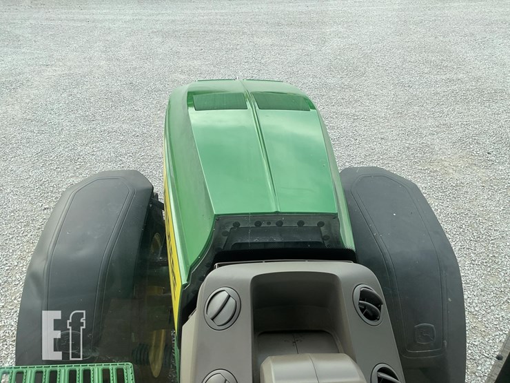 john-deere-8r-250-image-59