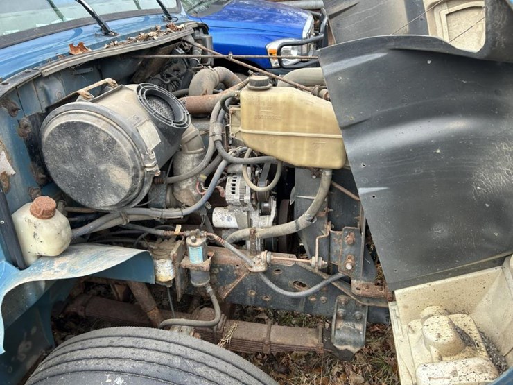 international-4700-image-26