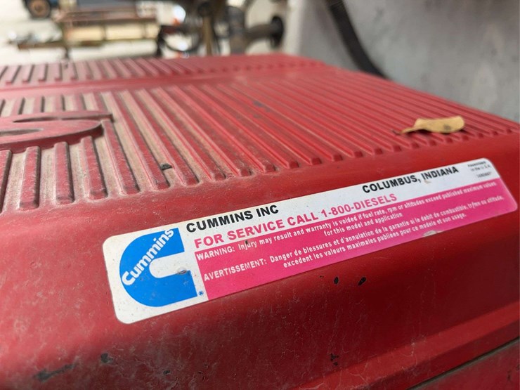 2009-peterbilt-389-image-13