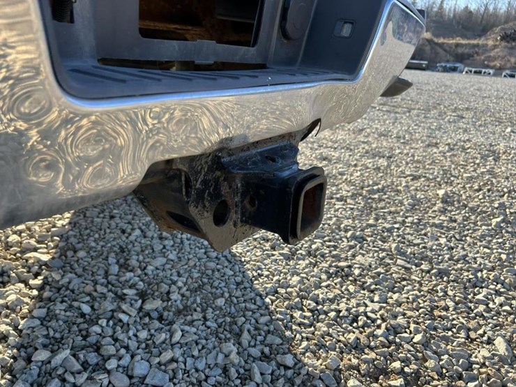 2015-chevrolet-silverado-2500hd-image-82