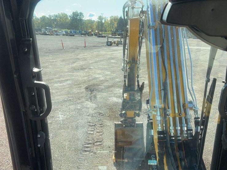 2021-caterpillar-305e2-cr-image-34