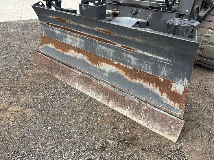 2021-case-dl550-image-46