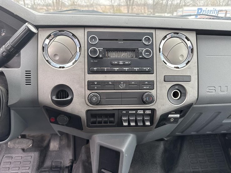 2007-ford-f650-image-33