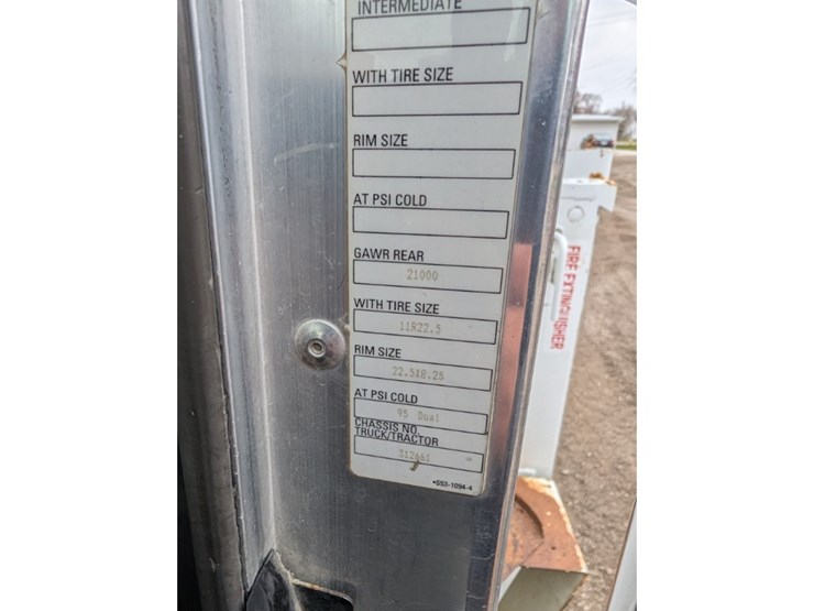 2012-kenworth-t370-image-28