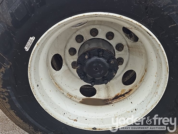 kenworth-t370-image-12