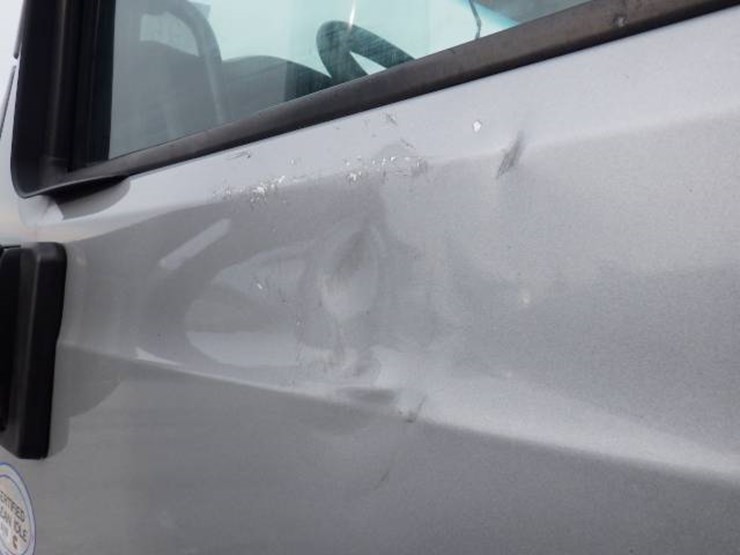 peterbilt-579-image-21