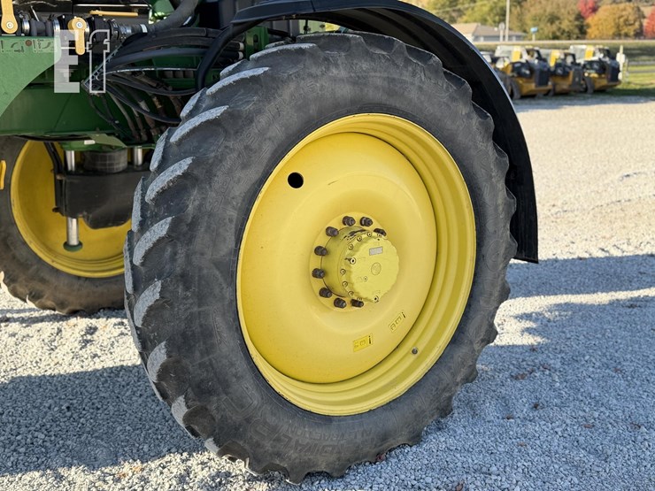 john-deere-r4038-image-12