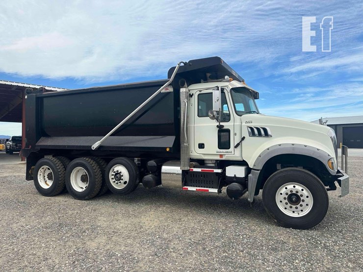 2017-mack-granite-gu713-image-7