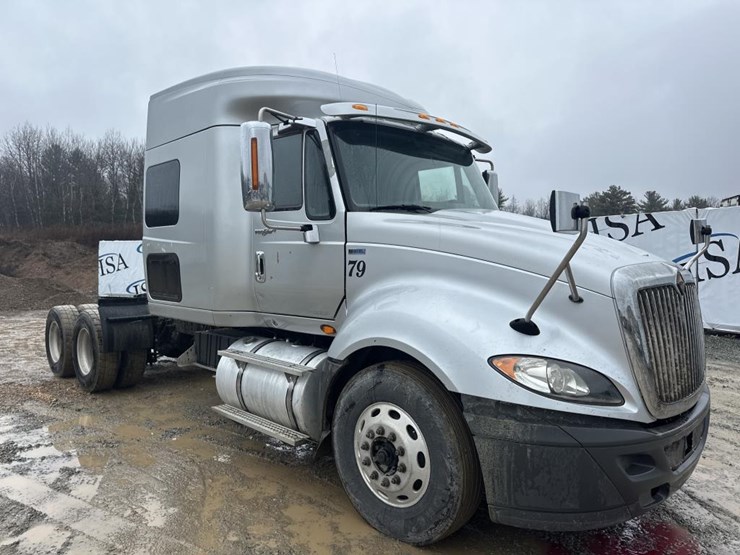 2014-international-prostar-image-7