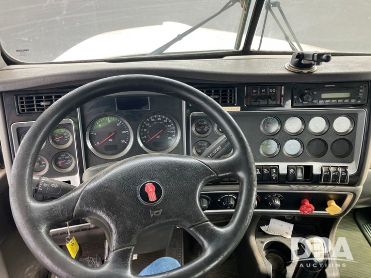 kenworth-t800-image-14