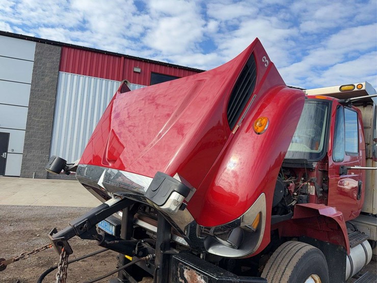 2013-international-workstar-7400-image-58