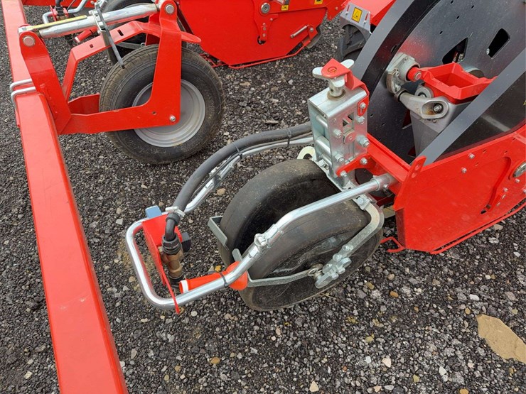 2021-checchi-&-magli-wolf-pro-image-33