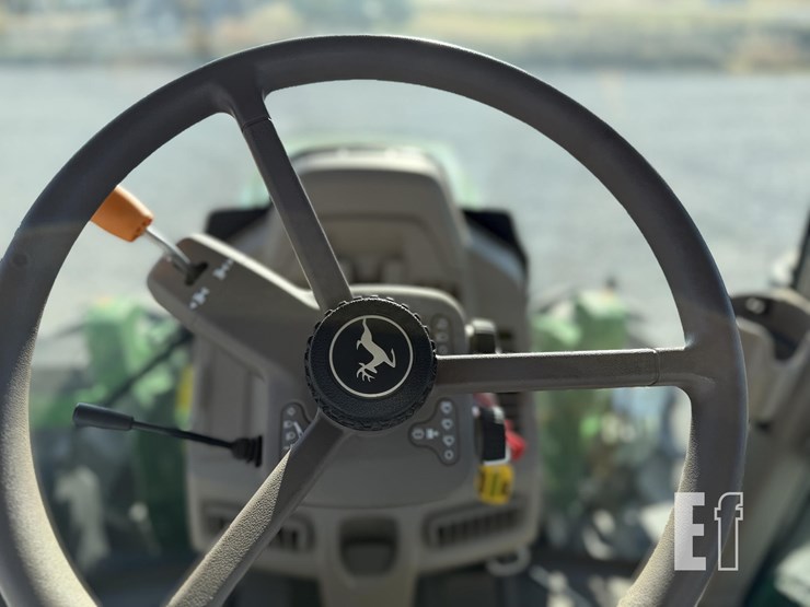 john-deere-6130m-image-38