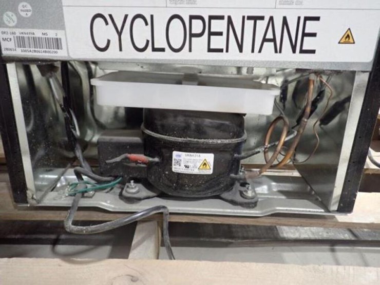 magic-chef-fridge-&-freezer-image-12