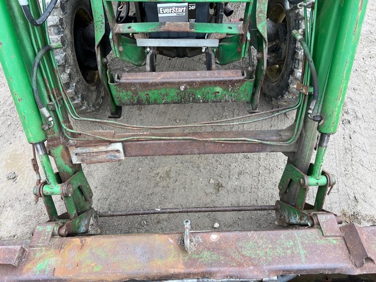 john-deere-4700-image-11
