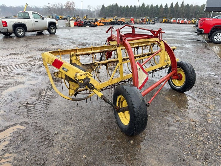 new-holland-56-image-4